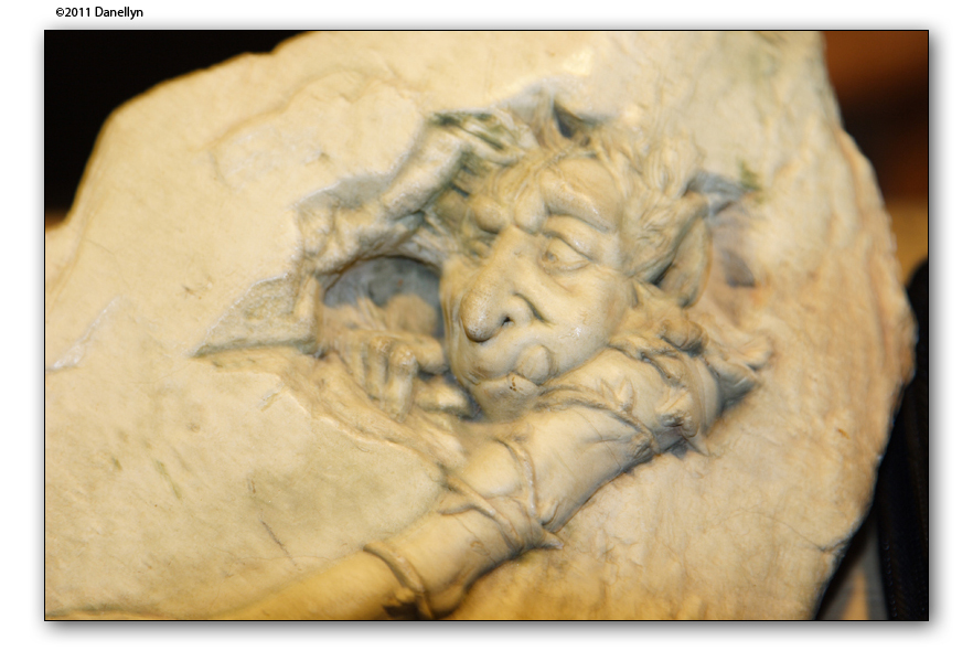 brf110827-150